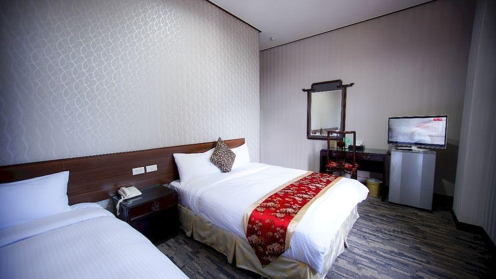 Cambridge Confucius Inn Tainan Exterior photo